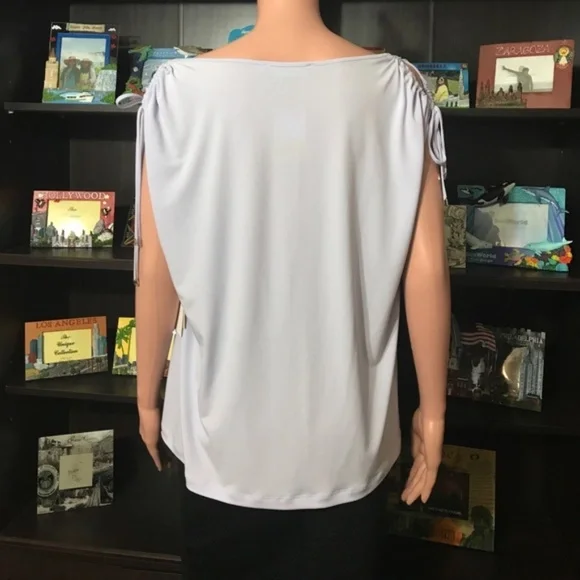 [Ivanka Trump] Light Purple  V-neck Top NWT 05 - Picture 4 of 8